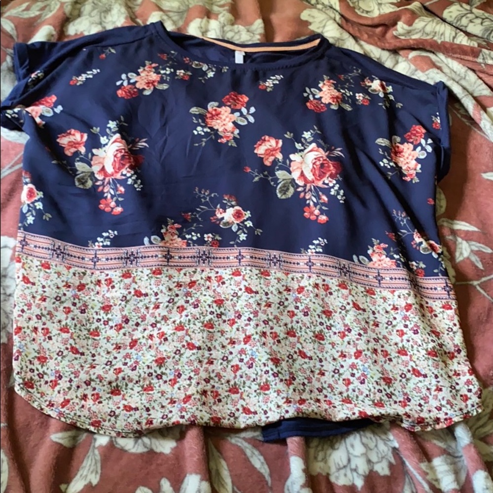 Floral top